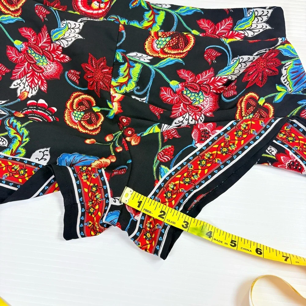 By & By Floral Boho Shorts Black Print Festival Summer Pull On Lightweight